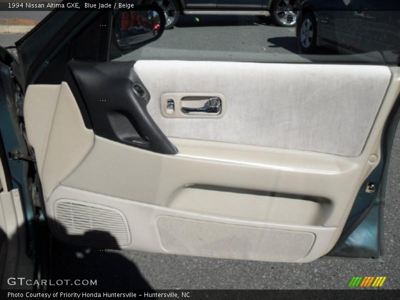 Blue Jade / Beige 1994 Nissan Altima GXE