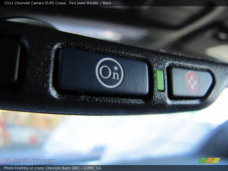 Controls of 2011 Camaro SS/RS Coupe