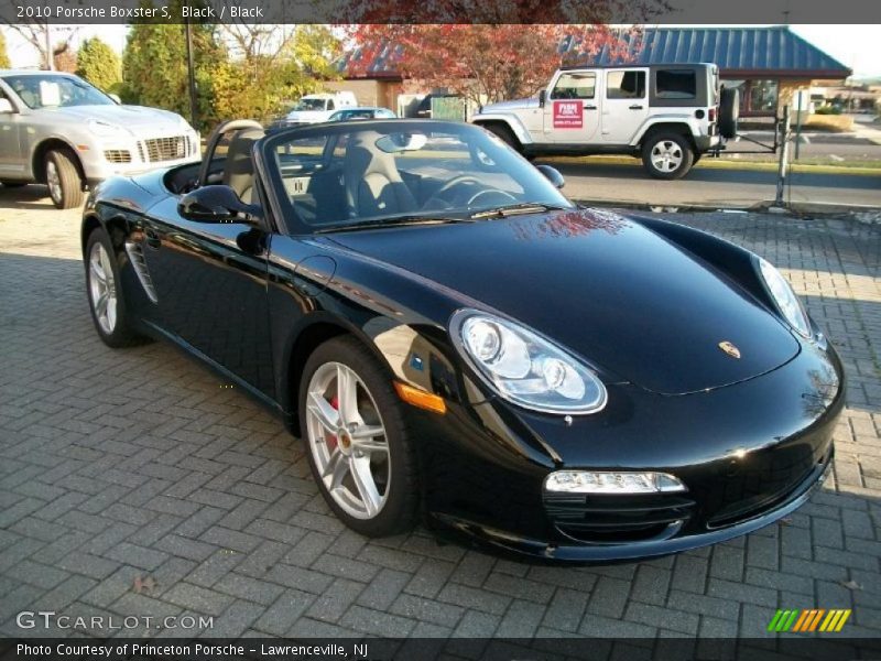 Front 3/4 View of 2010 Boxster S