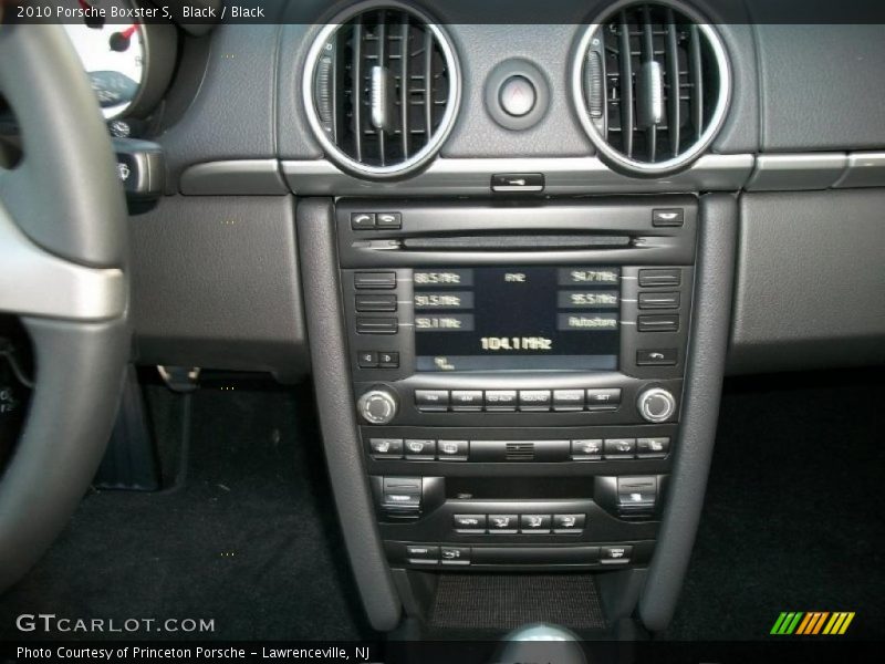 Controls of 2010 Boxster S