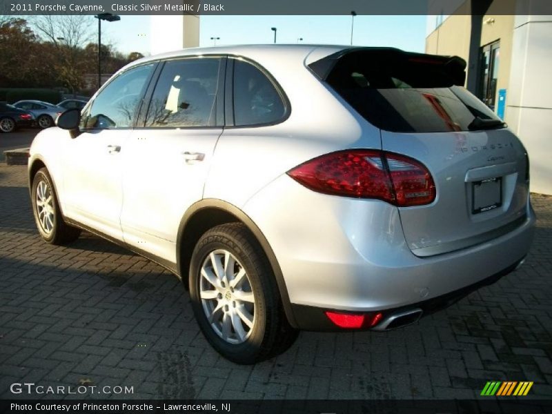 Classic Silver Metallic / Black 2011 Porsche Cayenne