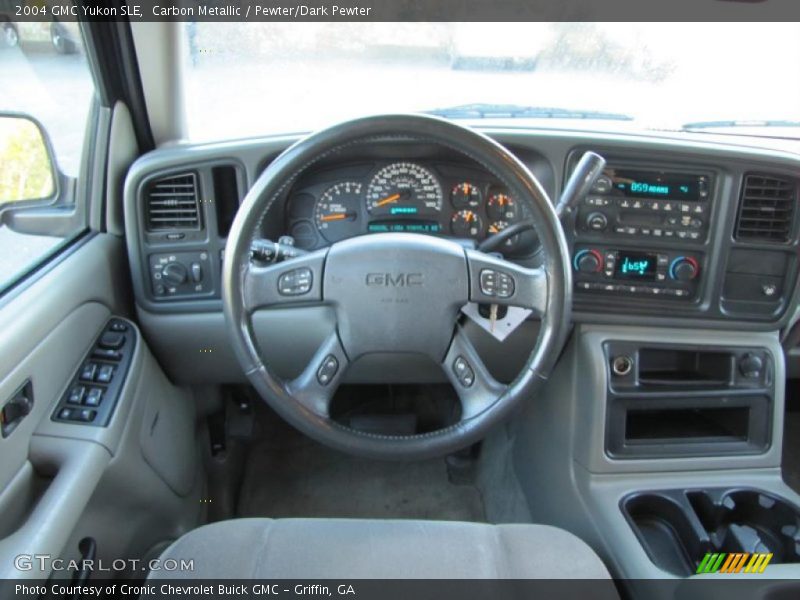 Dashboard of 2004 Yukon SLE