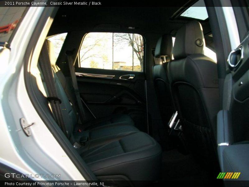 Classic Silver Metallic / Black 2011 Porsche Cayenne