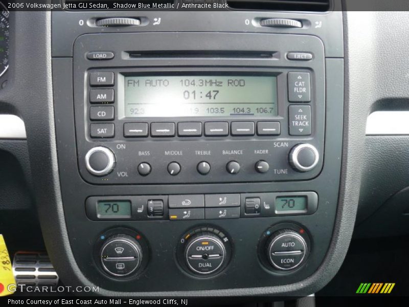 Controls of 2006 Jetta GLI Sedan