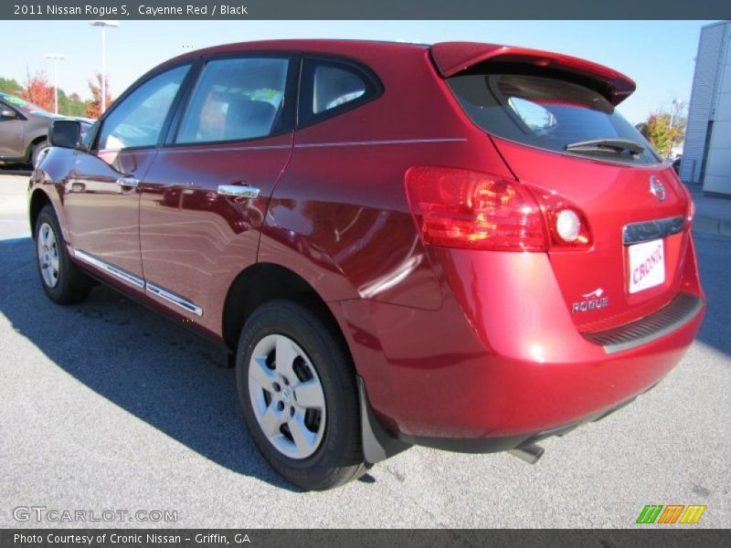 Cayenne Red / Black 2011 Nissan Rogue S