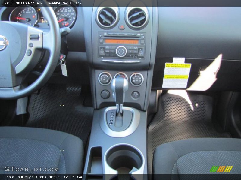 Cayenne Red / Black 2011 Nissan Rogue S