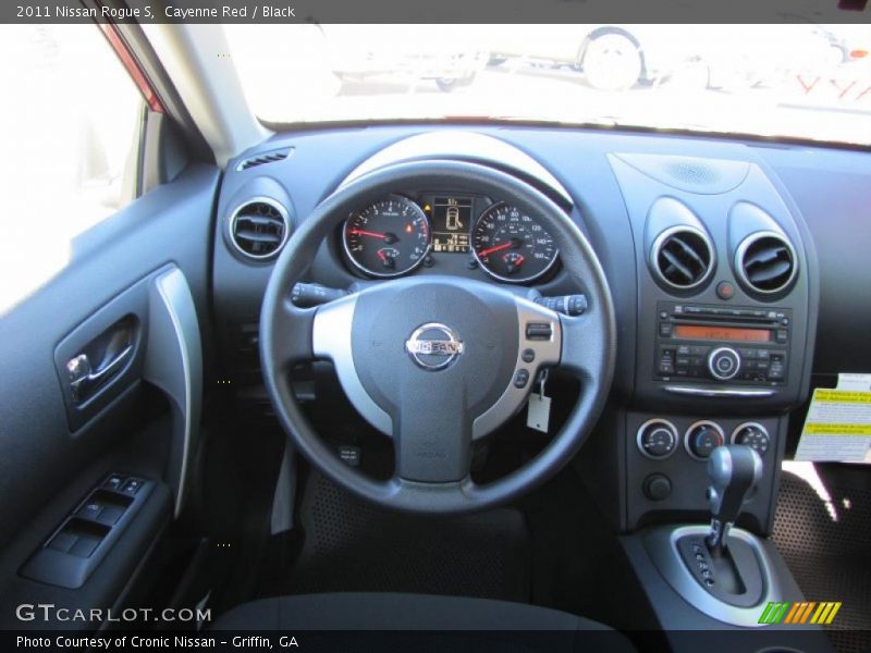Cayenne Red / Black 2011 Nissan Rogue S