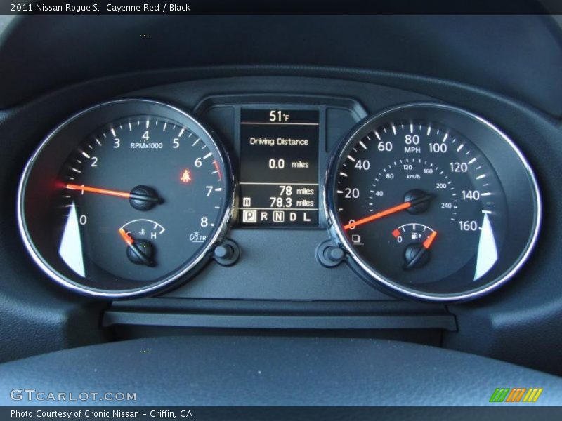 Cayenne Red / Black 2011 Nissan Rogue S