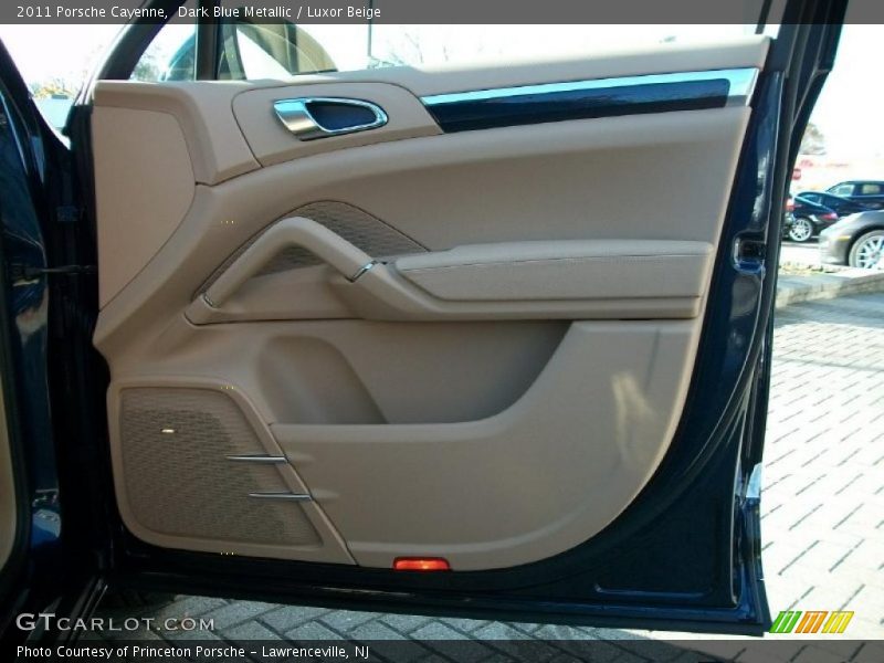 Door Panel of 2011 Cayenne 