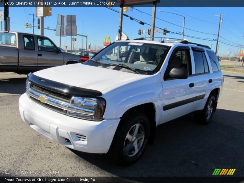 Summit White / Light Gray 2005 Chevrolet TrailBlazer LS 4x4
