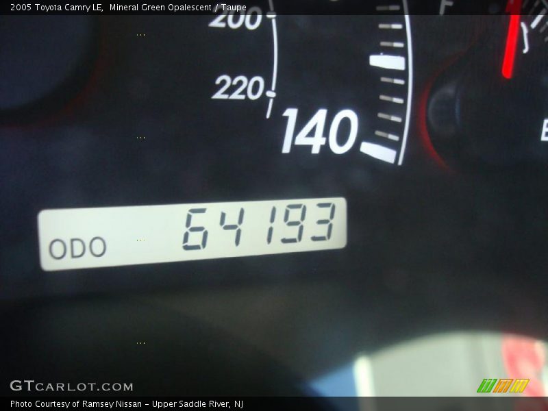 Mineral Green Opalescent / Taupe 2005 Toyota Camry LE