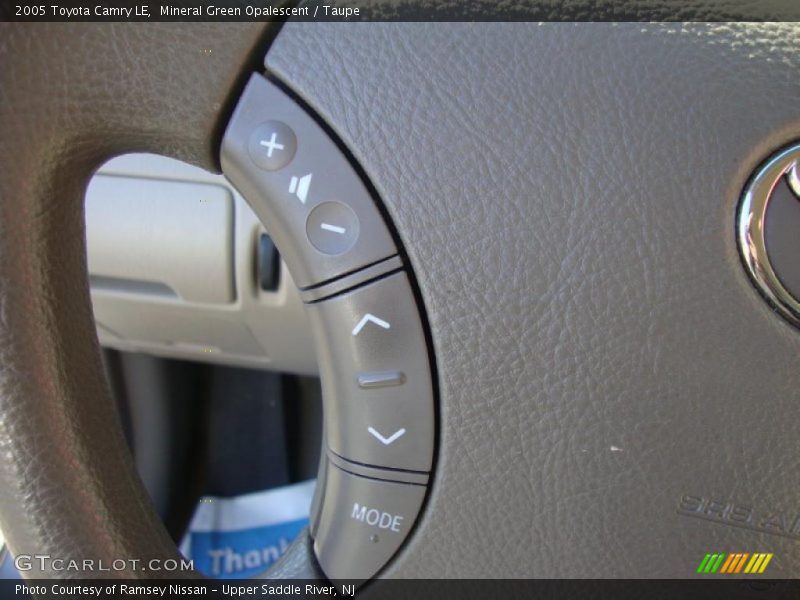 Mineral Green Opalescent / Taupe 2005 Toyota Camry LE
