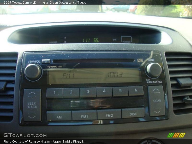 Mineral Green Opalescent / Taupe 2005 Toyota Camry LE