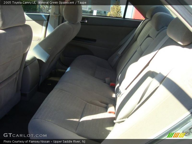 Mineral Green Opalescent / Taupe 2005 Toyota Camry LE