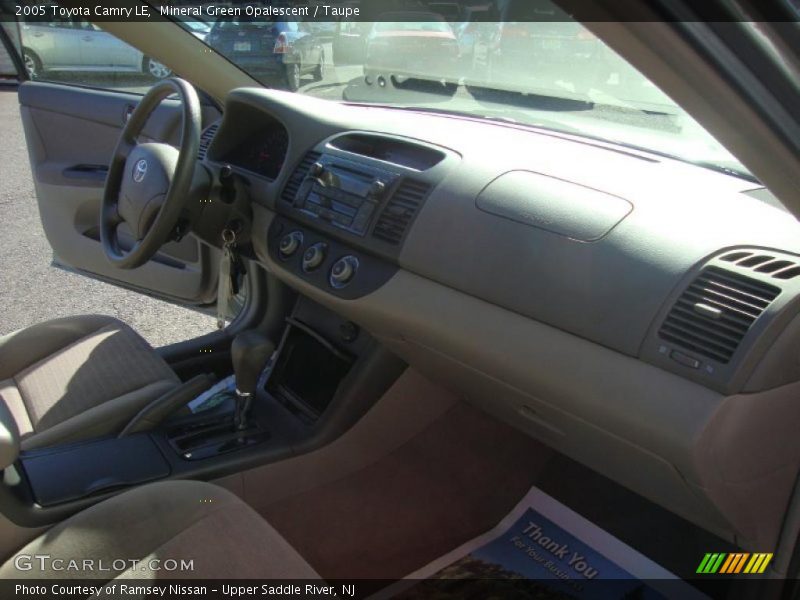 Mineral Green Opalescent / Taupe 2005 Toyota Camry LE