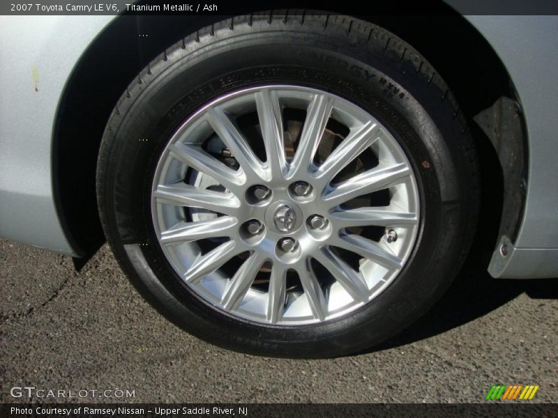 Titanium Metallic / Ash 2007 Toyota Camry LE V6
