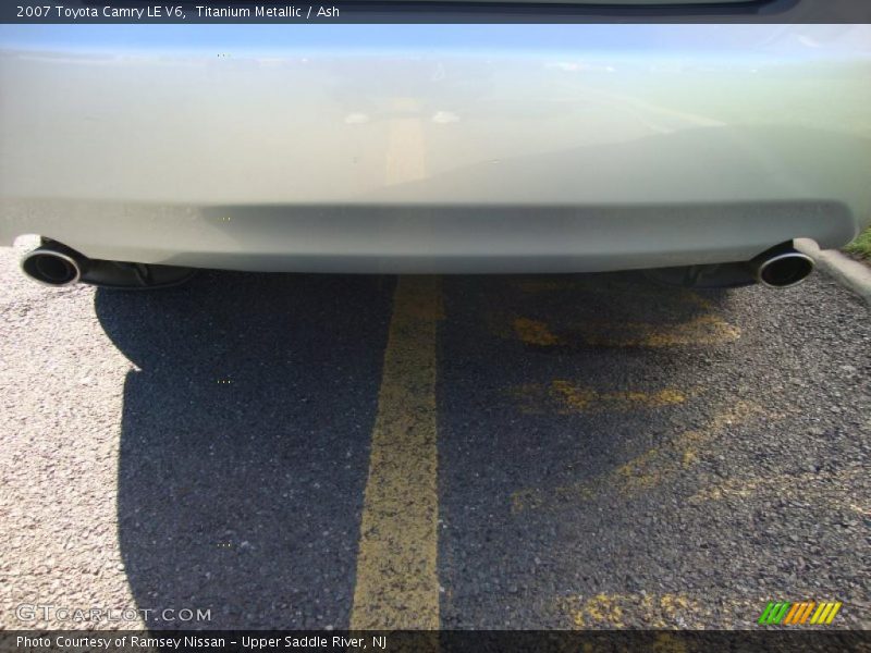 Titanium Metallic / Ash 2007 Toyota Camry LE V6