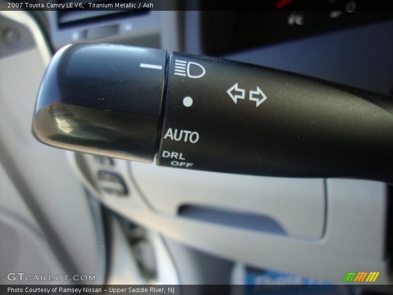 Titanium Metallic / Ash 2007 Toyota Camry LE V6