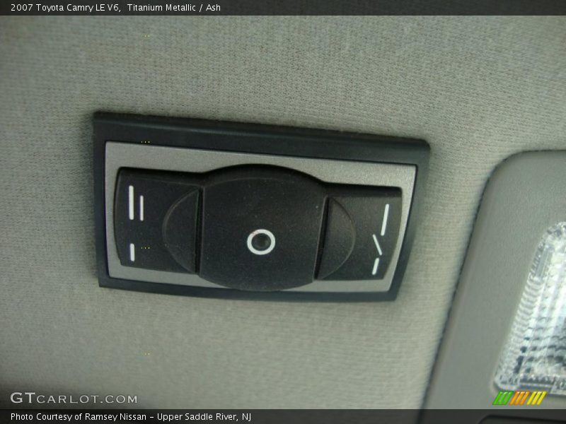 Titanium Metallic / Ash 2007 Toyota Camry LE V6