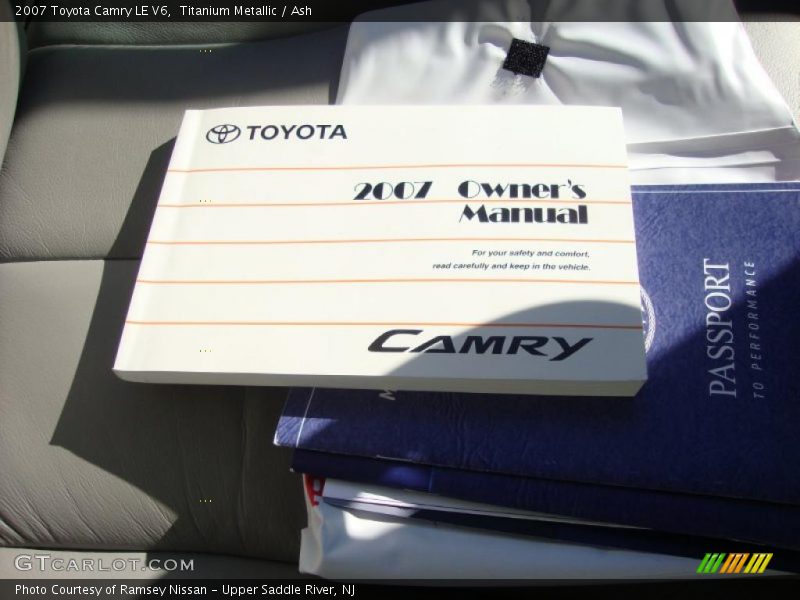 Titanium Metallic / Ash 2007 Toyota Camry LE V6