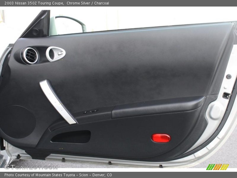 Door Panel of 2003 350Z Touring Coupe