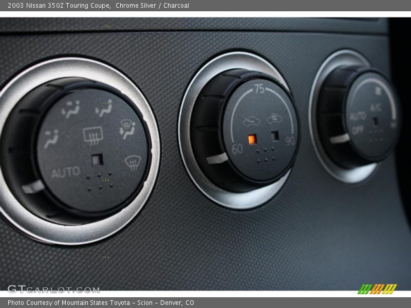 Controls of 2003 350Z Touring Coupe