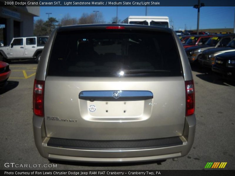 Light Sandstone Metallic / Medium Slate Gray/Light Shale 2008 Dodge Grand Caravan SXT