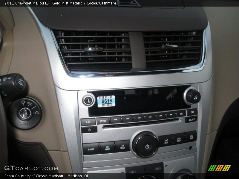 Gold Mist Metallic / Cocoa/Cashmere 2011 Chevrolet Malibu LS