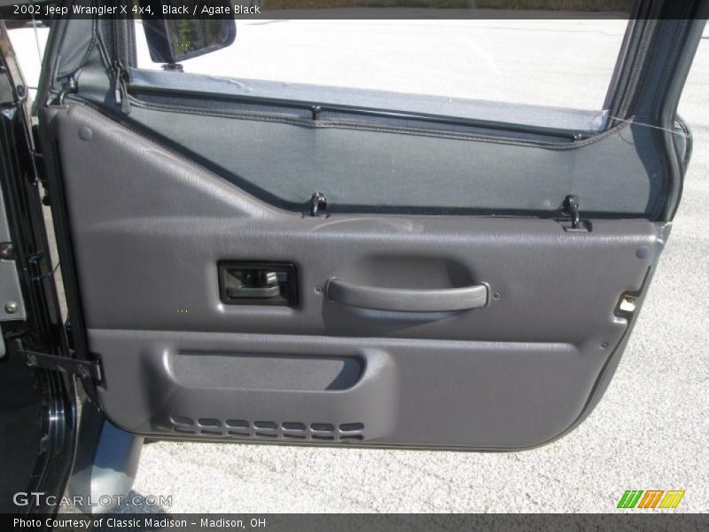 Black / Agate Black 2002 Jeep Wrangler X 4x4