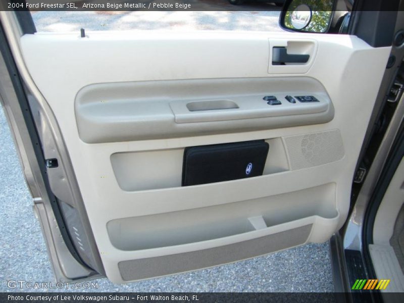 Door Panel of 2004 Freestar SEL