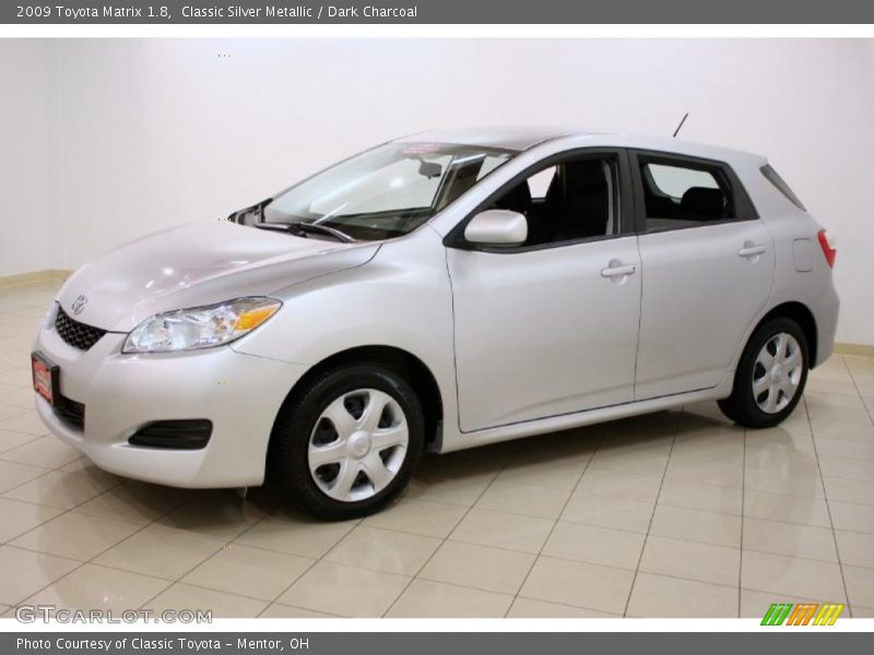 Classic Silver Metallic / Dark Charcoal 2009 Toyota Matrix 1.8