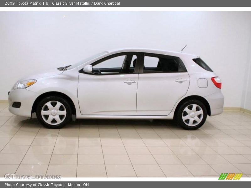 Classic Silver Metallic / Dark Charcoal 2009 Toyota Matrix 1.8