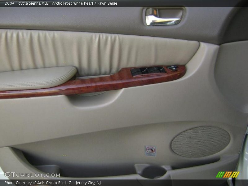 Arctic Frost White Pearl / Fawn Beige 2004 Toyota Sienna XLE
