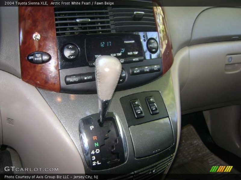 Arctic Frost White Pearl / Fawn Beige 2004 Toyota Sienna XLE