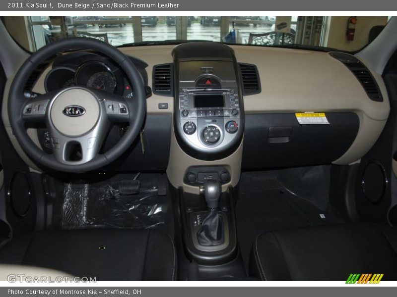 Dune Beige / Sand/Black Premium Leather 2011 Kia Soul !