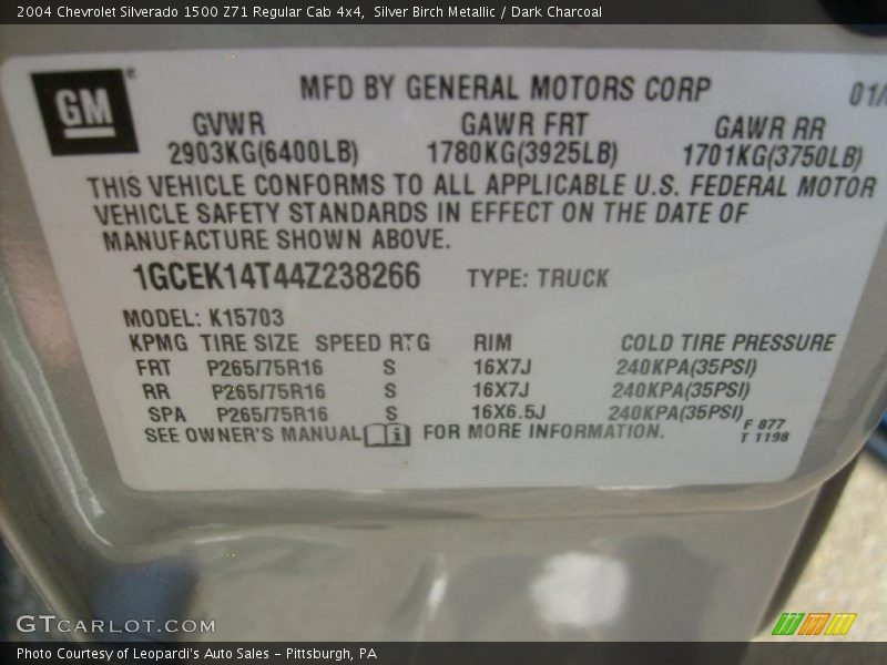 Silver Birch Metallic / Dark Charcoal 2004 Chevrolet Silverado 1500 Z71 Regular Cab 4x4