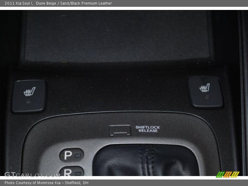 Dune Beige / Sand/Black Premium Leather 2011 Kia Soul !