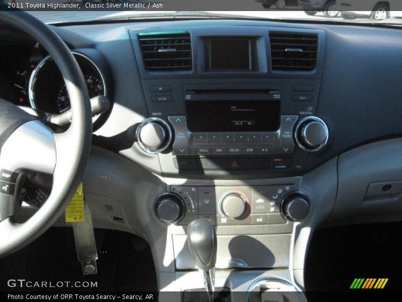 Classic Silver Metallic / Ash 2011 Toyota Highlander