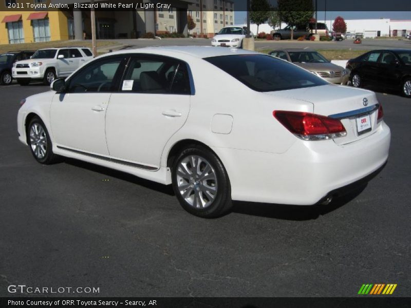 Blizzard White Pearl / Light Gray 2011 Toyota Avalon