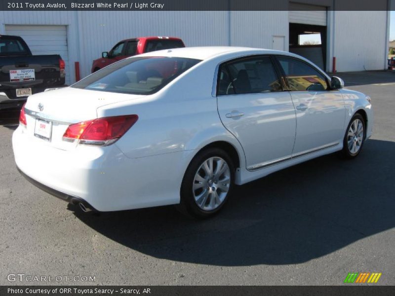 Blizzard White Pearl / Light Gray 2011 Toyota Avalon