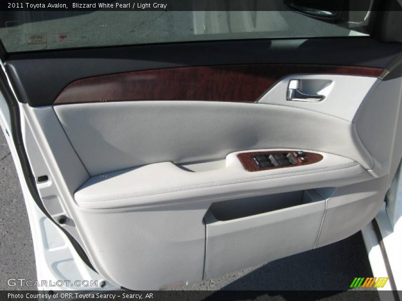 Blizzard White Pearl / Light Gray 2011 Toyota Avalon