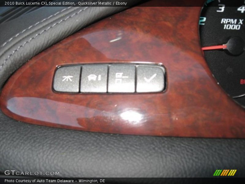 Quicksilver Metallic / Ebony 2010 Buick Lucerne CXL Special Edition