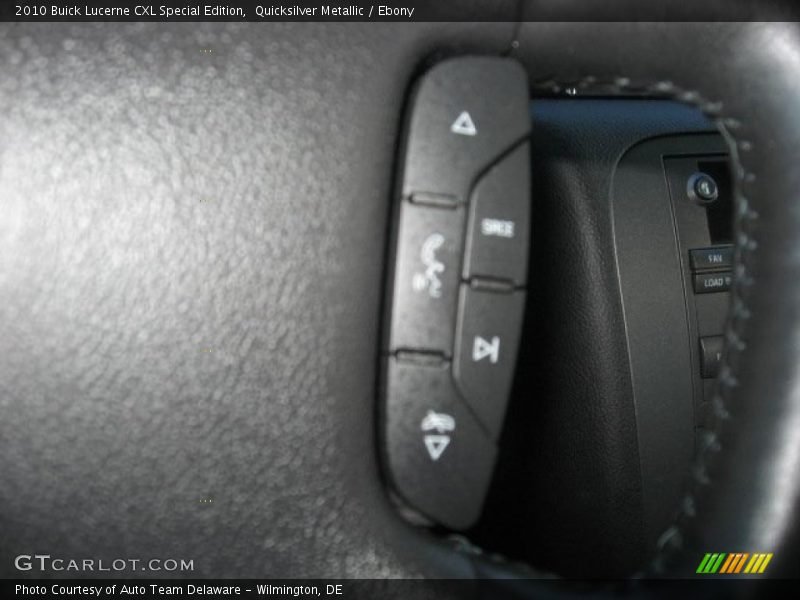 Quicksilver Metallic / Ebony 2010 Buick Lucerne CXL Special Edition