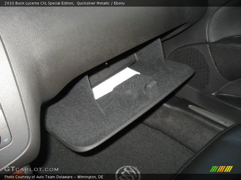 Quicksilver Metallic / Ebony 2010 Buick Lucerne CXL Special Edition
