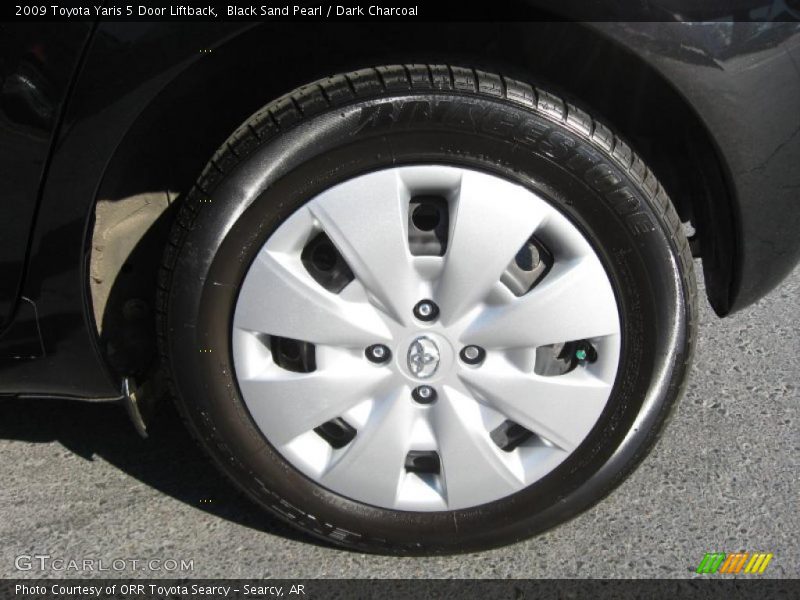 Black Sand Pearl / Dark Charcoal 2009 Toyota Yaris 5 Door Liftback