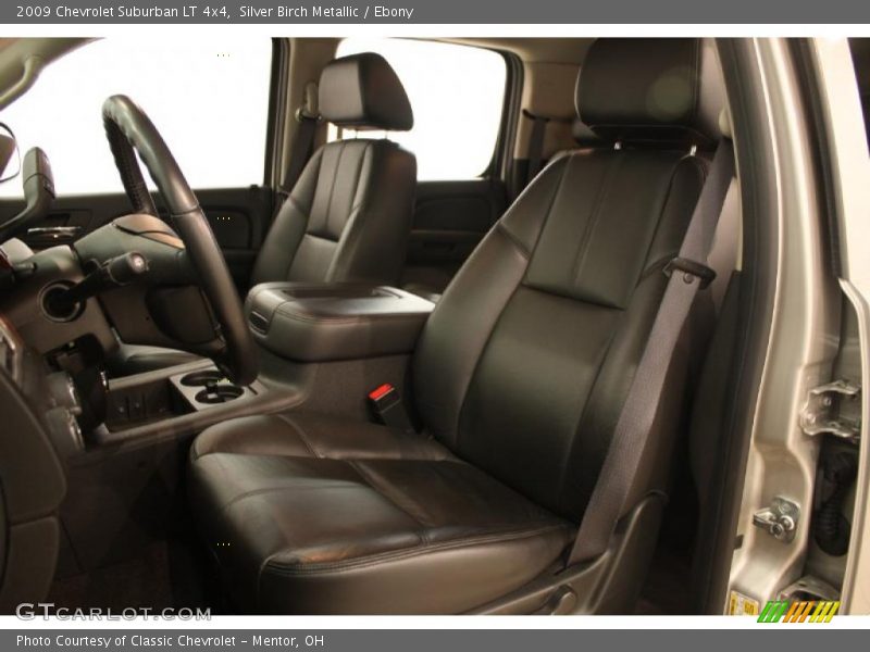 Silver Birch Metallic / Ebony 2009 Chevrolet Suburban LT 4x4