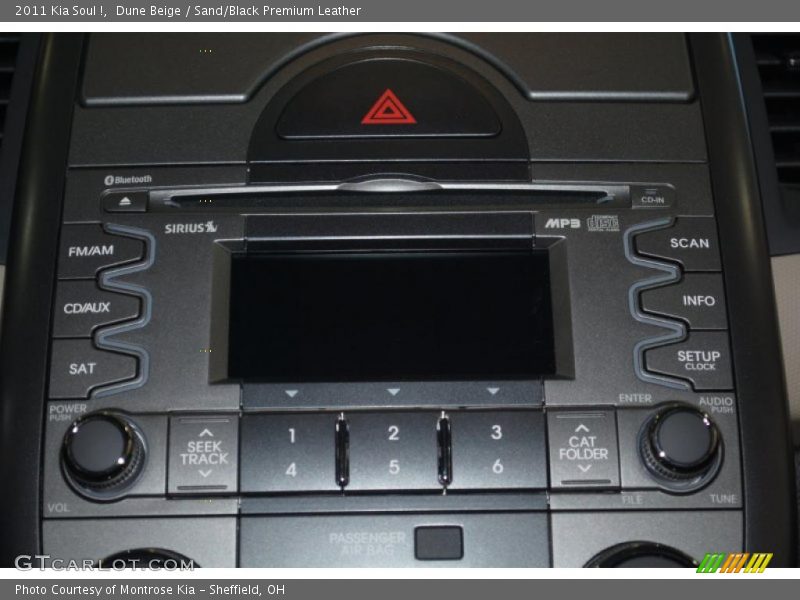 Dune Beige / Sand/Black Premium Leather 2011 Kia Soul !