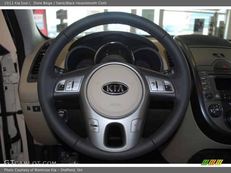 Dune Beige / Sand/Black Houndstooth Cloth 2011 Kia Soul !