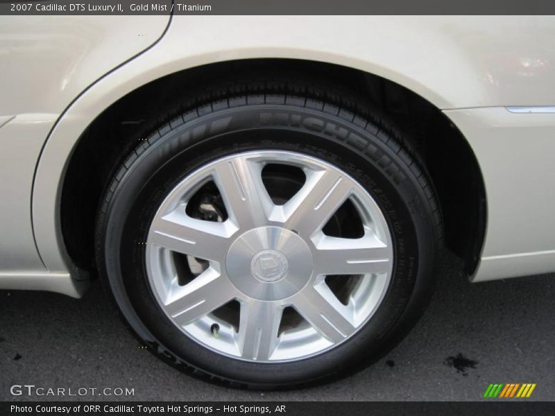 Gold Mist / Titanium 2007 Cadillac DTS Luxury II