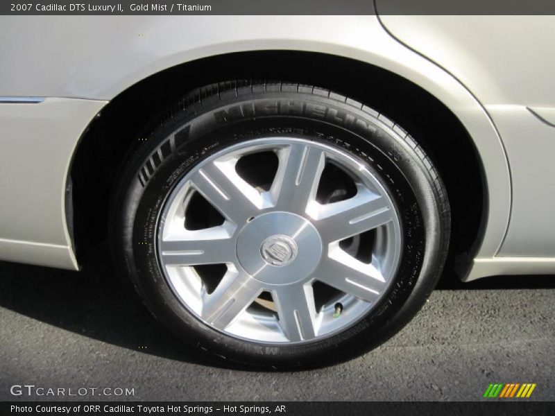Gold Mist / Titanium 2007 Cadillac DTS Luxury II